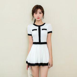 Short-sleeve Open-back Contrast Trim Swimdress