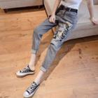 High-waist Lettering Print Tapered Jeans With Belt