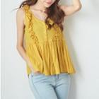 Frilled Trim Sleeveless Buttoned Top