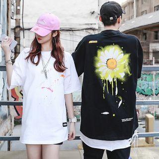 Couple Matching Daisy Graffiti Print Elbow-sleeve T-shirt