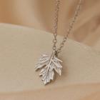 925 Sterling Silver Leaf Pendant Necklace Necklace - Maple Leaf - Silver - One Size