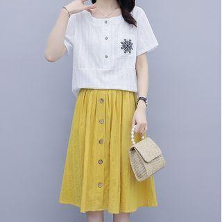 Set: Snowflake Embroidered Short-sleeve Blouse + A-line Skirt