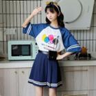 Elbow-sleeve Print Raglan T-shirt / Pleated Mini A-line Skirt / Set