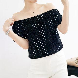 Off-shoulder Short-sleeve Patterned Top