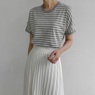 Pleated Dolman-sleeve Stripe T-shirt