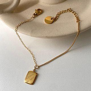 Pendant Necklace K114 - Gold - One Size