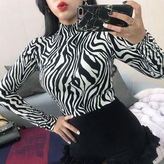 Long-sleeve Mock-neck Animal Print T-shirt