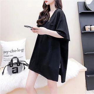 Oversized V-neck Plain T-shirt