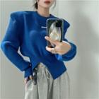 Shoulder-padded Slit-hem Cropped Sweater
