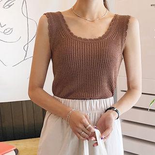 Sleeveless Scallop-edge Rib-knit Top