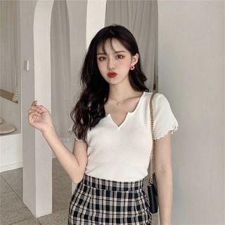 V-neck Ruffled Plain Top