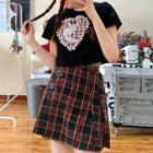 Short-sleeve Cat Print T-shirt / Buckled Plaid Mini A-line Skirt