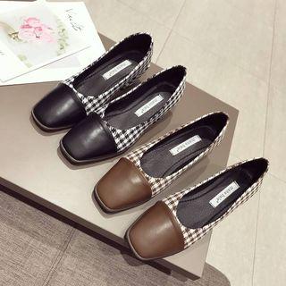 Cap-toe Houndstooth Chunky-heel Pumps