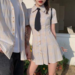 Short-sleeve Gingham Shirt / A-line Skirt
