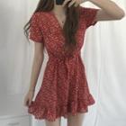 Ruffle-hem V-neck Short-sleeve Floral Dress Red - One Size