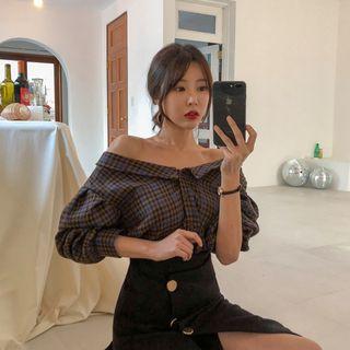 Chelsea-collar Houndstooth Wool Blend Blouse