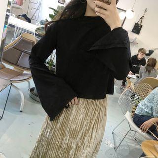Plain Mock-neck Cropped Long-sleeve T-shirt