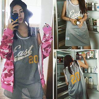 Lettering Tipped Tank Top