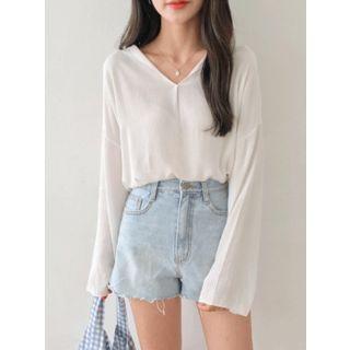 V-neck Boxy-fit Textured Blouse