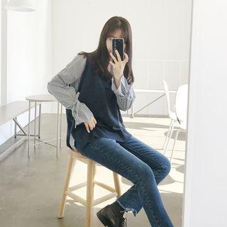 Set: Sleeveless Knit Top + Beribboned Striped Blouse Navy Blue - One Size