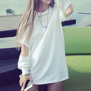 Cutout-sleeve Sleeve T-shirt