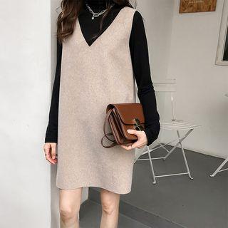 Set: Long-sleeve Mock Neck T-shirt + Sleeveless Mini Dress