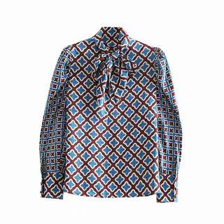 Long-sleeve Tie-neck Print Shirt