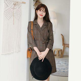 Notch-lapel Plaid Wrap Dress