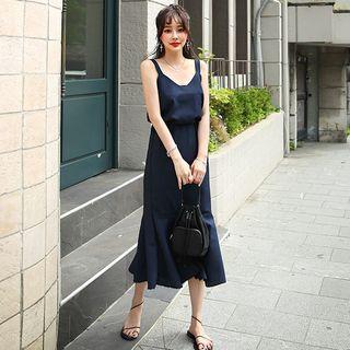 Set: Plunge-neck Sleeveless Top + Mermaid Skirt