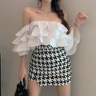 Shoulder Short-sleeve Layered Top / Houndstooth A-line Semi Skirt