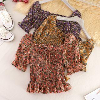 Square Neckline Floral Pleated Top