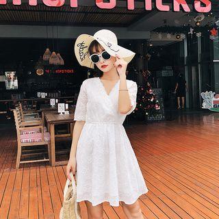 Lace Elbow Sleeve V-neck Dress