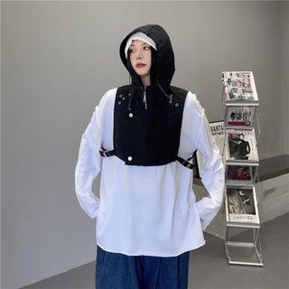 Long-sleeve T-shirt / Buckle Crop Vest