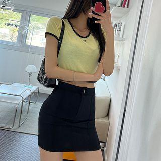 Slit-back Mini Pencil Skirt
