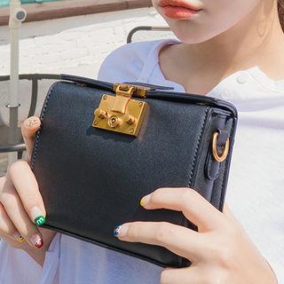 Metal-closure Shoulder Bag