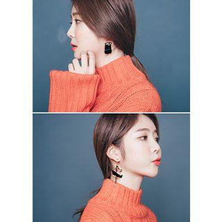 Star Velvet Asymmetric Dangle Earrings
