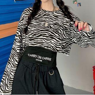 Set: Lettering Camisole Top + Cropped Zebra Print Sweatshirt Sweatshirt & Camisole - Black & White - One Size