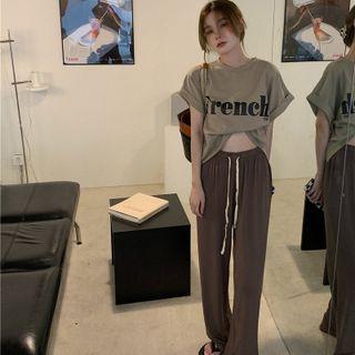 Short-sleeve Lettering T-shirt / Drawstring Wide-leg Pants