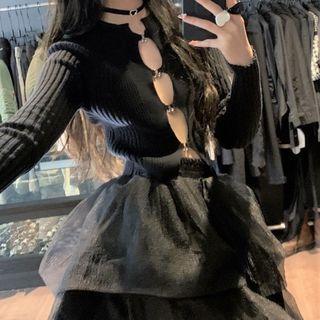 Cutout Knit Top / Tiered Skirt