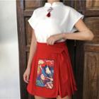Short-sleeve Top / Applique A-line Mini Skirt