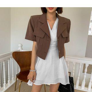 Short-sleeve Flap-pocket Cropped Blazer