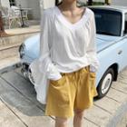 V-neck Loose-fit T-shirt Ivory - One Size