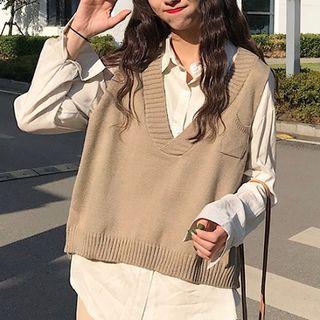 Plain Shirt / V-neck Knit Vest / Cropped Harem Pants