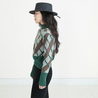 Mock-neck Patterned Cropped Sweater