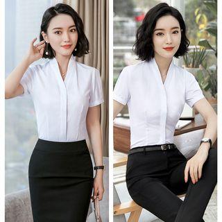 Short-sleeve V-neck Dress Shirt
