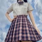 Short-sleeve Shirt / Plaid Pleated Skirt / Bow Tie / Set