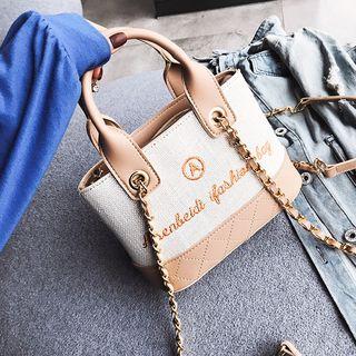 Chain Detail Argyle Panel Shoulder Bag
