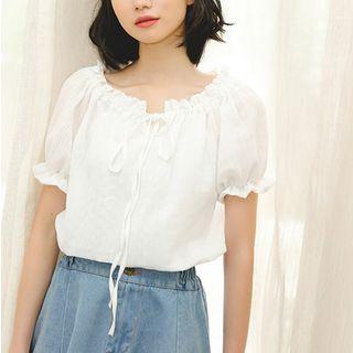 Ruffle Short-sleeve Top / Denim A-line Skirt