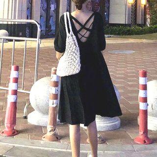 Short-sleeve Open Back Plain Dress Black - One Size