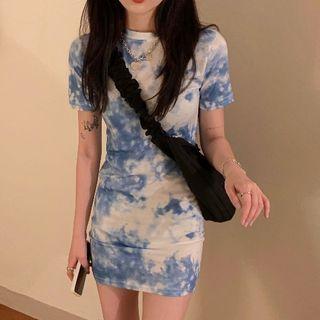 Short-sleeve Tie Dye Mini Sheath Dress / T-shirt